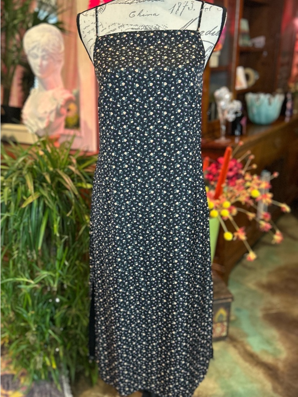 American Eagle Black Floral Slip Dress Size M